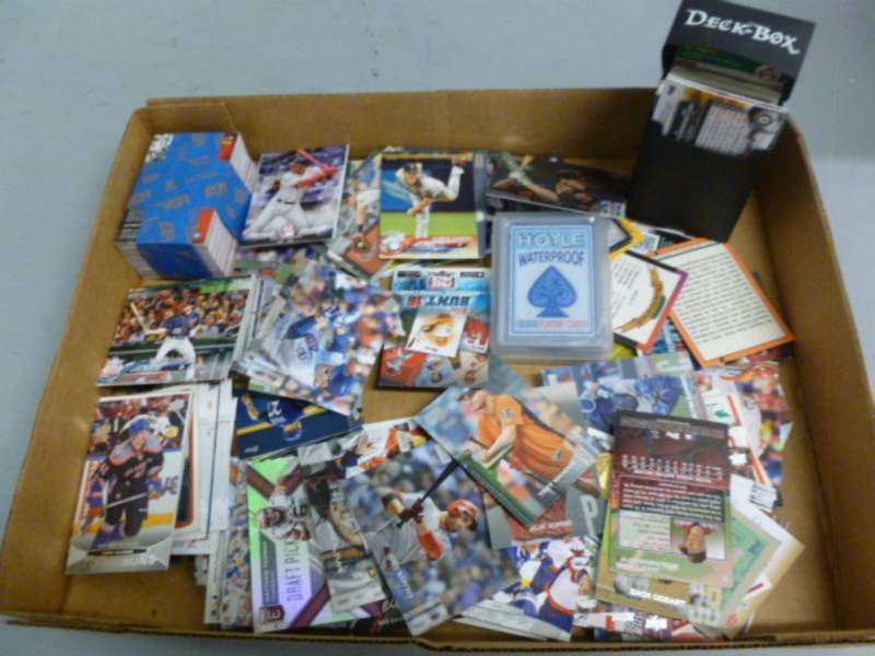 lot 317 image: Sports Cards