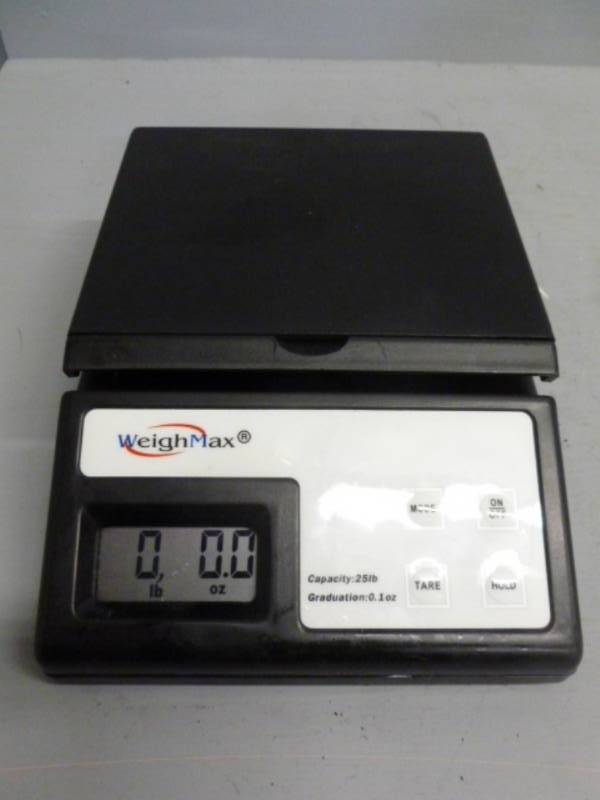 lot 333 image: Kitchen Scale
