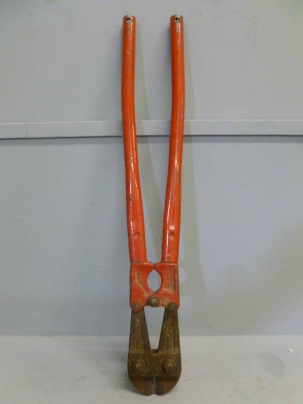lot 347 image: Bolt Cutter