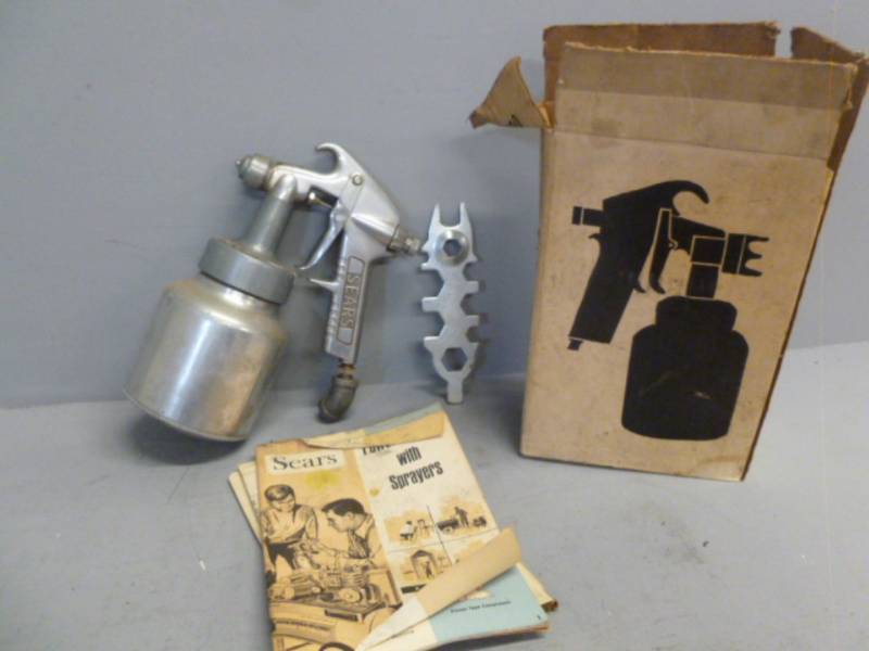 lot 354 image: Paint Sprayer