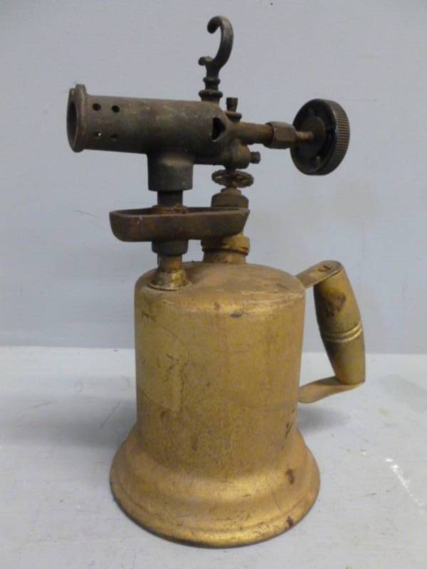 lot 366 image: Vintage Brass Torch