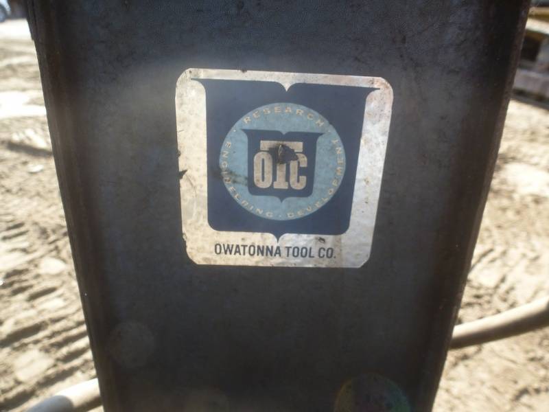 lot 37 image: OTC Hydraulic Press Stand