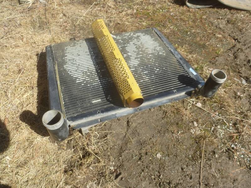 lot 45 image: Caterpillar Air to Air Cooling Unit