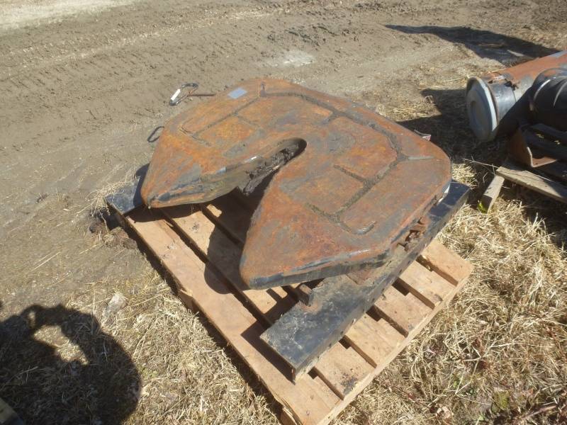 lot 46 image: Fontain 5th Wheel