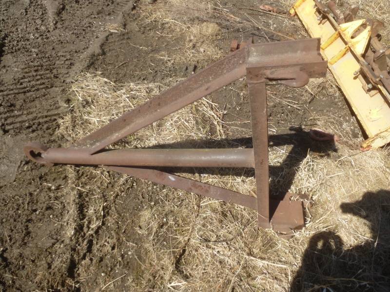 lot 52 image: Steel Conveyor Hitch