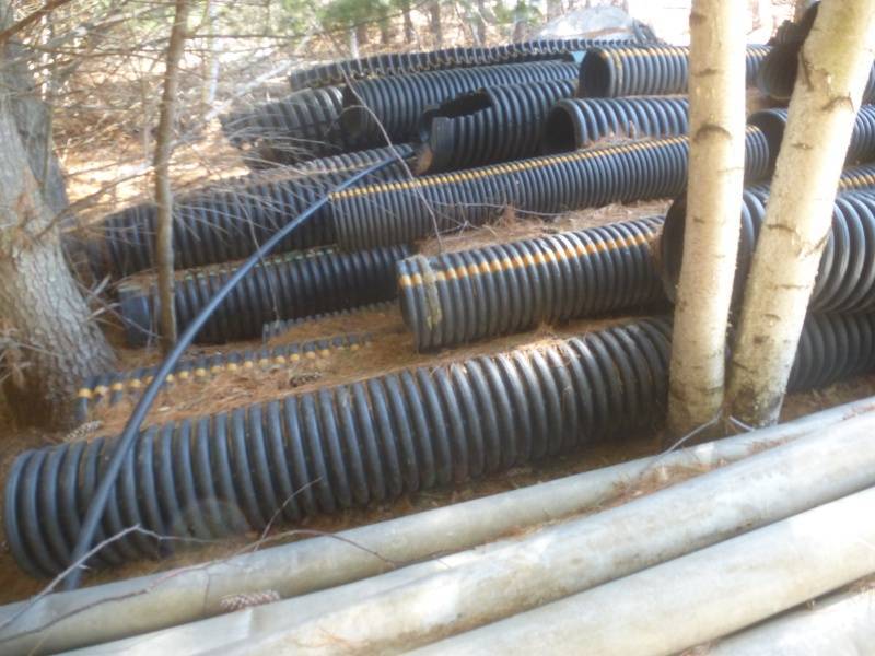 lot 57 image: Aluminum Irrigation Pipe