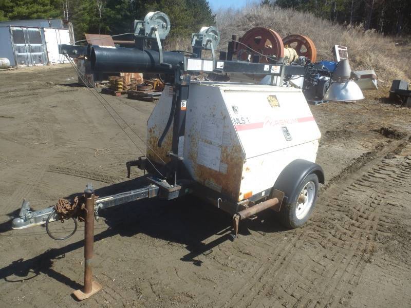 lot 4 image: Magnum Light Tower