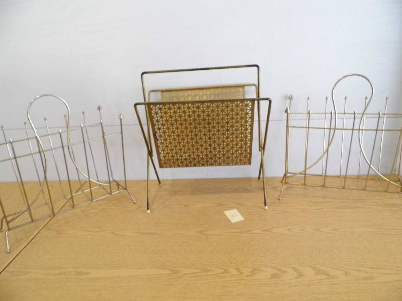 lot 35 image: Lot of 3 Mid-Century  Album  Magazine Holders