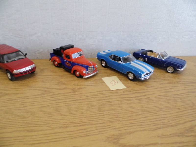 lot 50 image: Lot of 4 Diecast Vehicles