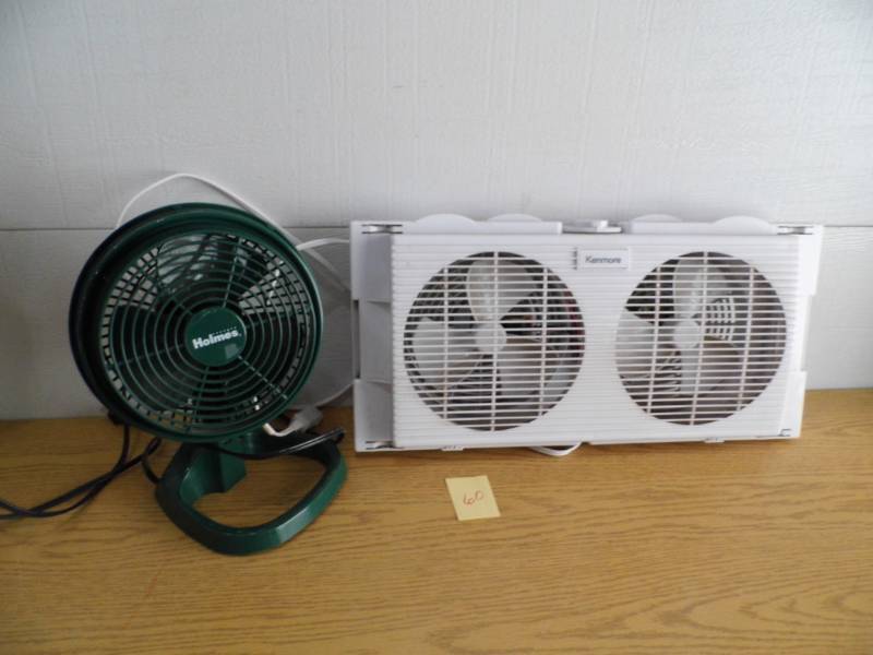 lot 60 image: Lot of 2 Fans