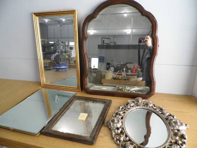 lot 72 image: Lot of 5 Mirrors
