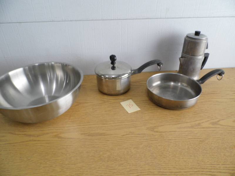 lot 75 image: Faberware Kettle  Frying Pan - Wearever Coffee