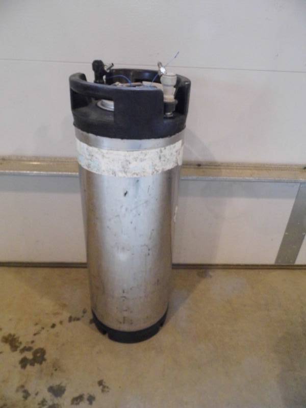 lot 146 image: 5 Gallon Stainless Steel Tank