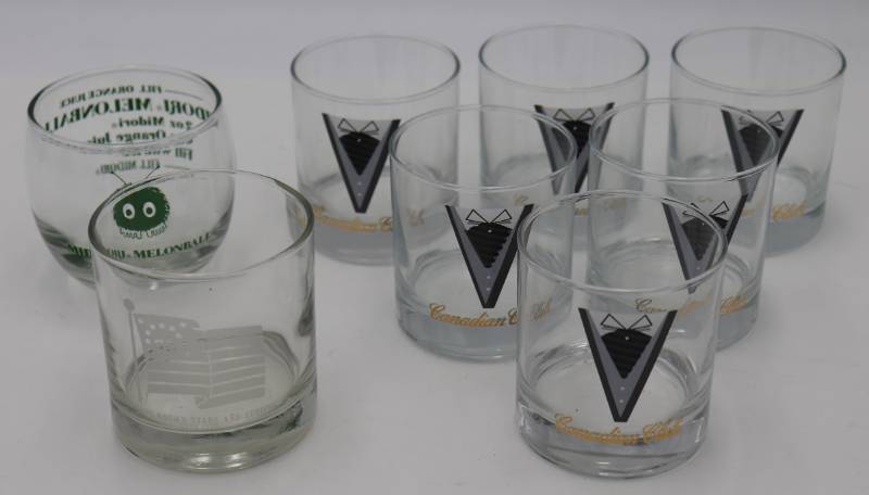lot 33 image: Set of Canadian Club Whiskey Glasses