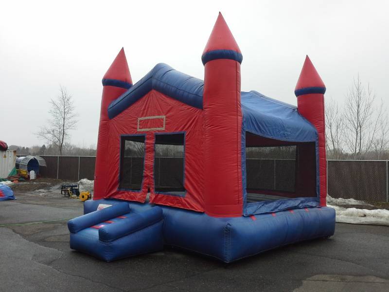 lot 28 image: 15 X 15 Red Castle Jumper