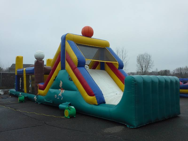 lot 30 image: 45 Ft Sports Obstacle (2 Pieces)