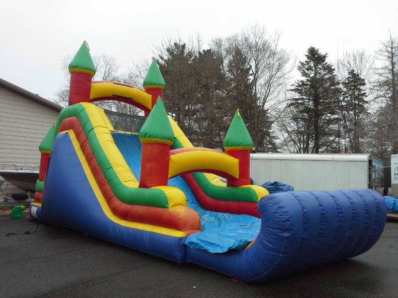 lot 34 image: 16 Ft Castle Slide