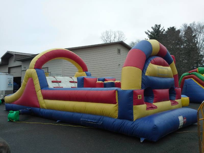 lot 36 image: 36 Ft Obstacle Course