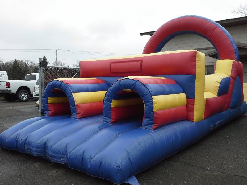 lot 53 image: 24 Ft  Obstacle