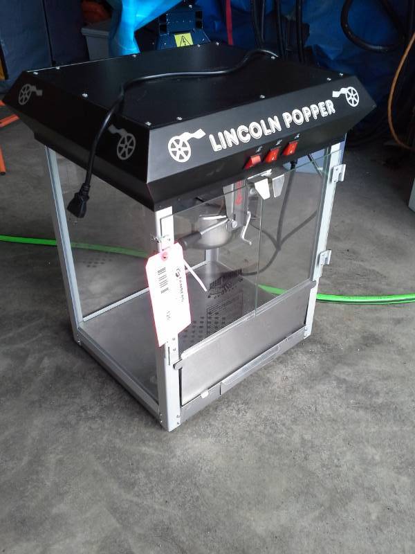 lot 126 image: Lincoln Popper 6 ounce Popcorn Machine Still New