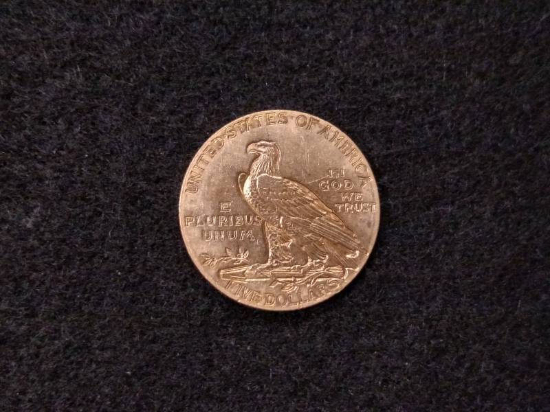 lot 2 image: 1911 Five Dollars Indian Head Gold ...
