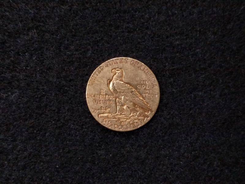 lot 4 image: 1911 Two and One Half Dollars India...