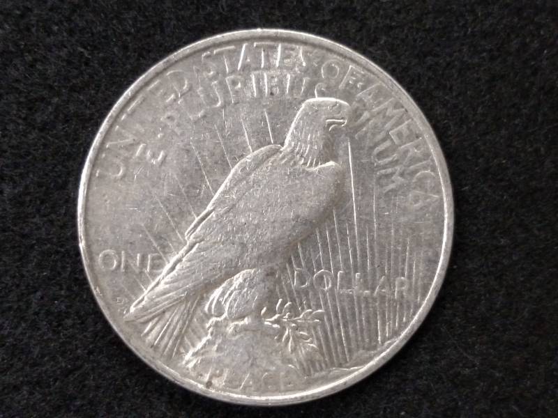 lot 39 image: 1922 D Peace Silver Dollar...