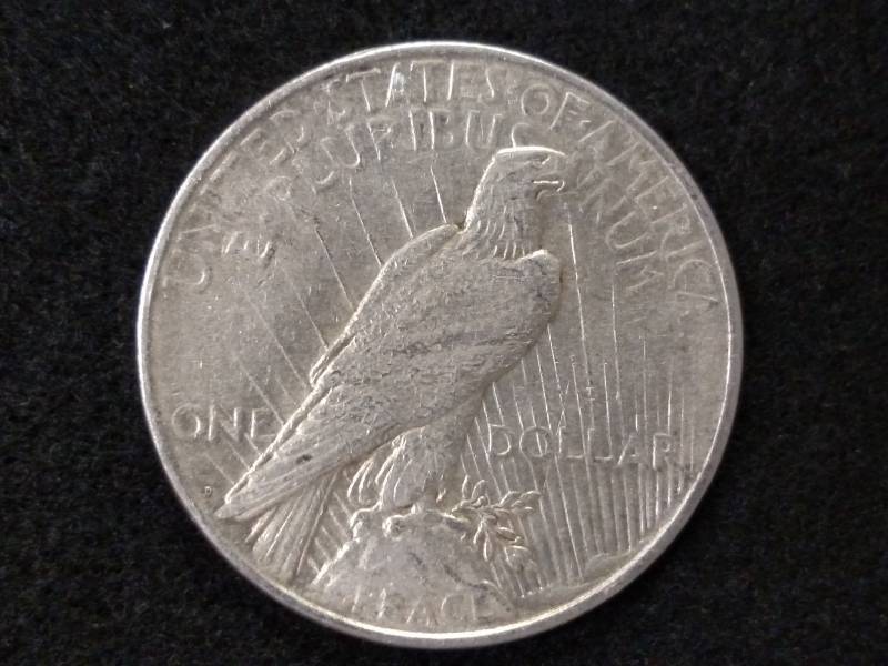 lot 41 image: 1922 D Peace Silver Dollar...