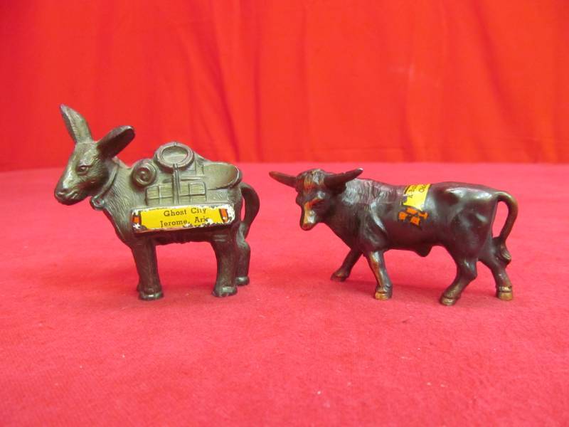 vintage souvenirs