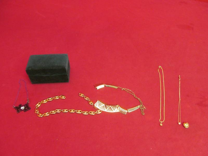 jewelry