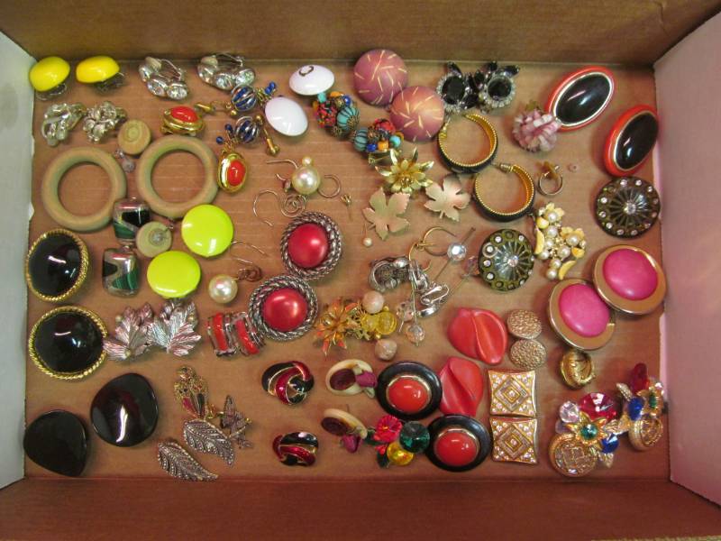 vintage jewelry