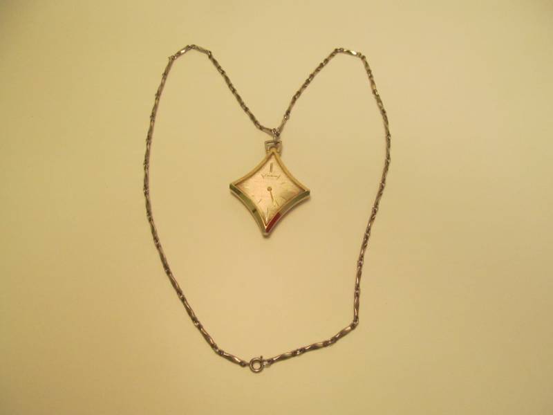 vintage jewelry
