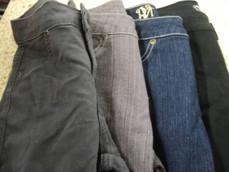 lot 110 image: 4 pairs jeans size 10 girls...