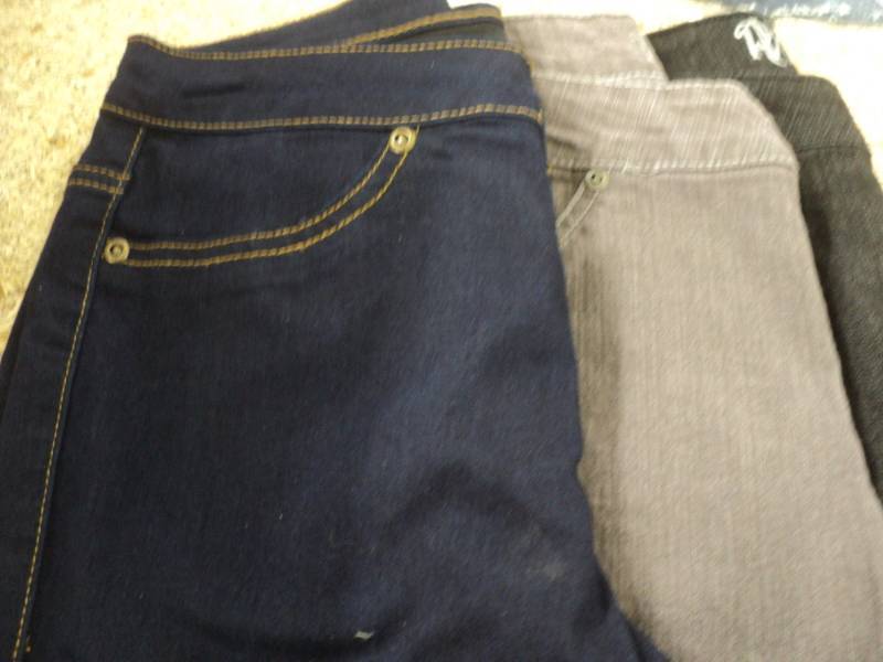lot 115 image: 3 pairs jeans size 12 12 girls...
