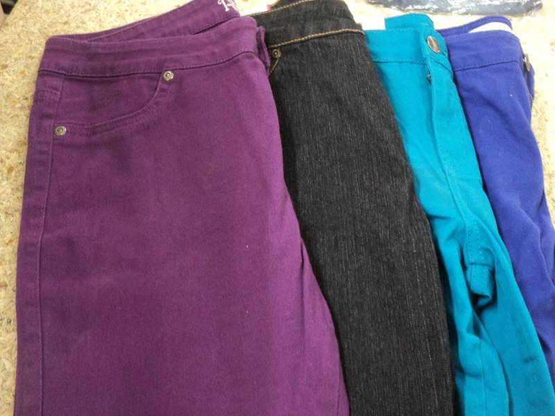 lot 117 image: 4 pairs jeans size 16 girls...