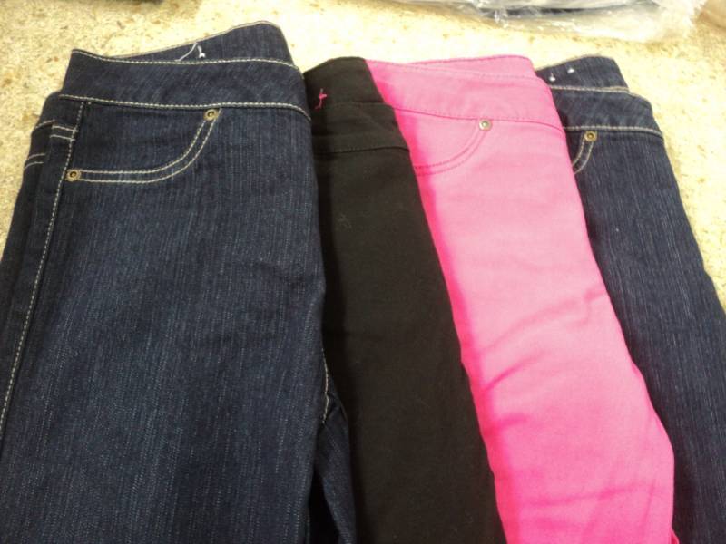 lot 135 image: 4 pairs jeans size 14 girls...