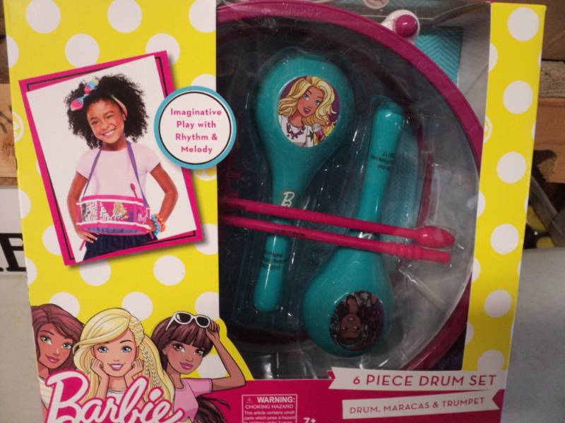 lot 14 image: BARBIE 3 pc Drum Set...
