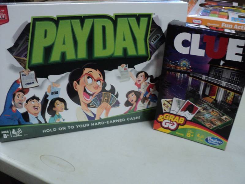 lot 22 image: PayDay Game and Clue...