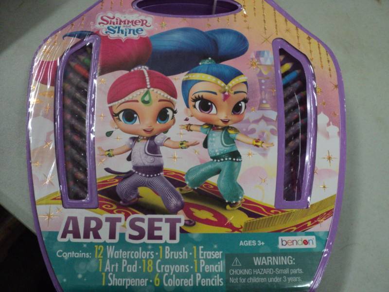 lot 48 image: Shimmer and Shine...
