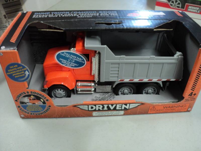 lot 59 image: Dump Truck...