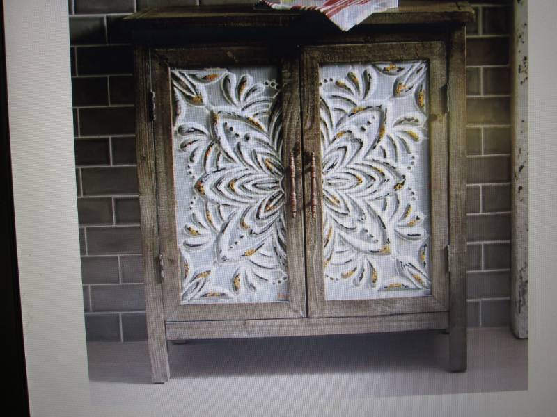 lot 24 image: Eastmoor Cabinet open box Retail $1...