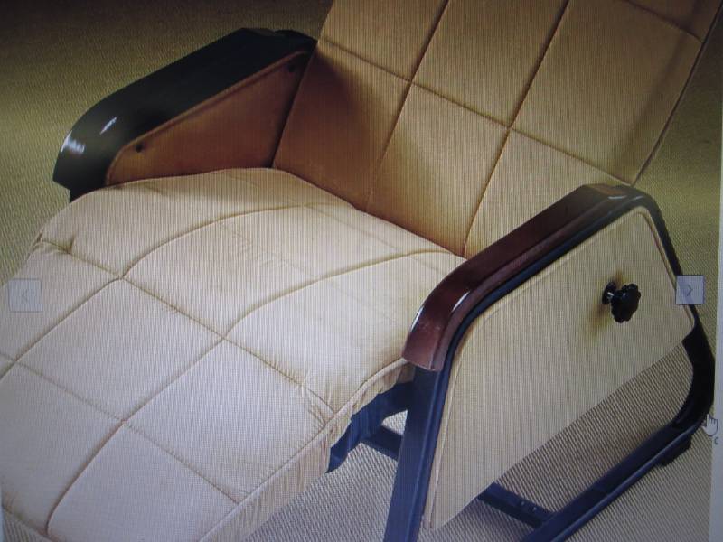 lot 36 image: Zero Gravity Chair open box Retail ...