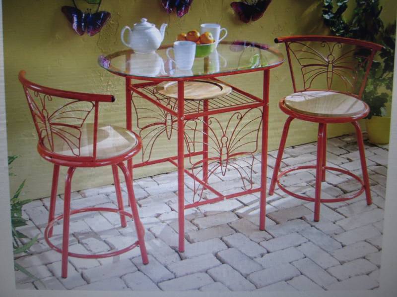 lot 52 image: Outdoor Butterfly Bistro Table Set ...