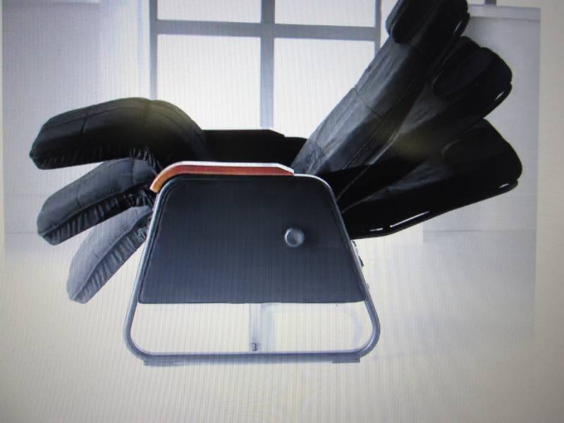 lot 62 image: Zero Gravity Chair open box Retail ...