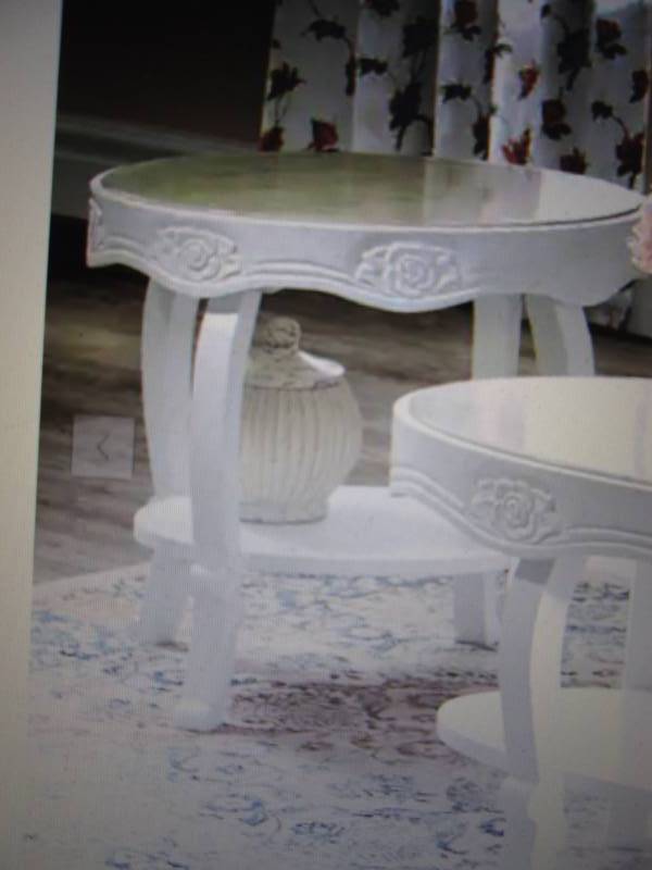 lot 78 image: Ivory Rose End Table open box Retai...