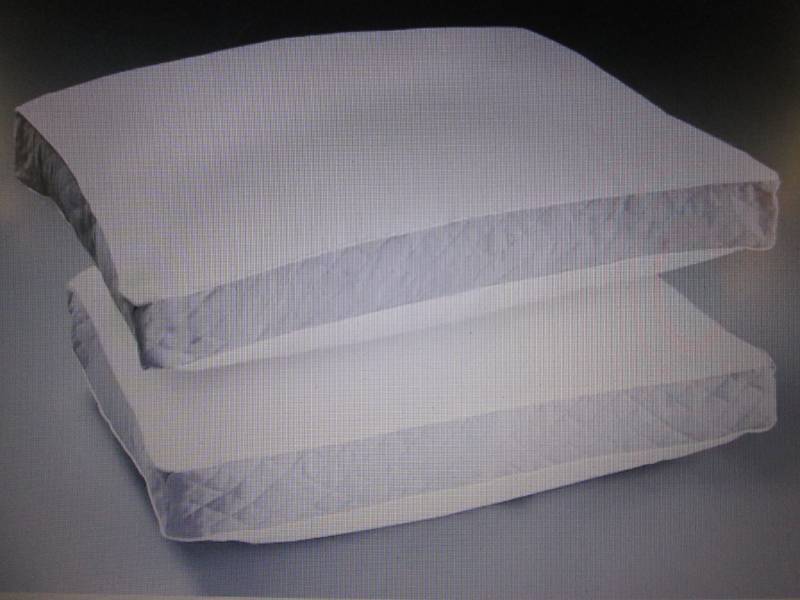 lot 89 image: Set of 2 Density Pillows King open ...