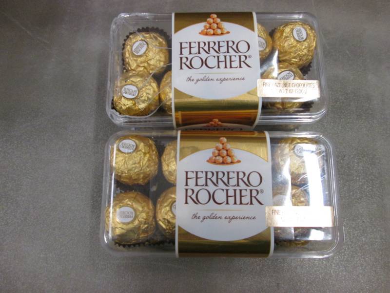 lot 231 image: Ferrero Rocher Fine Hazelnut Chocol...