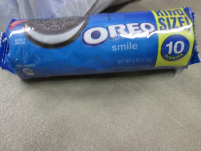 lot 269 image: 12- 4 oz Oreo King Size Cookies...