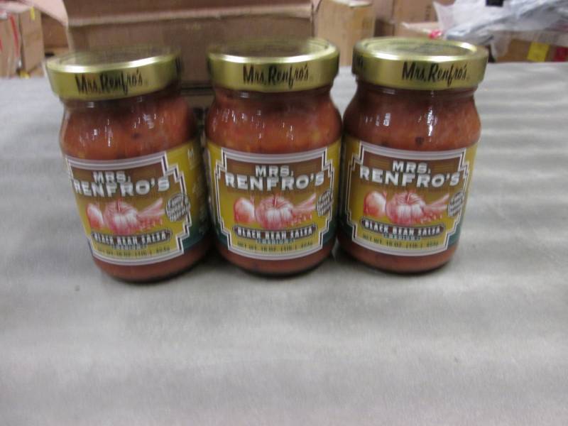 lot 281 image: 3 - 16 oz Mrs. Renfros Black Bean ...