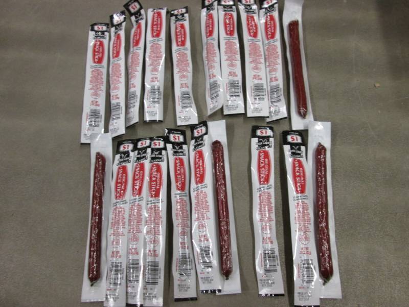 lot 286 image: 20 Jack Links Original Snack Sticks...